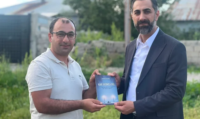 Ömer Tahtalı'dan Barış Özmen'in şiir kitabına destek