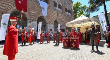 Sultan I. Murad Hüdavendigâr Bursa Osmangazi'de dualarla anıldı