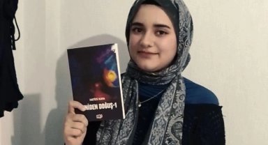 13 yaşındaki Ağrılı Hatice Kaya ilk romanını yayımladı