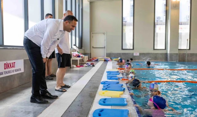 Bornova'da spor dolu yaz