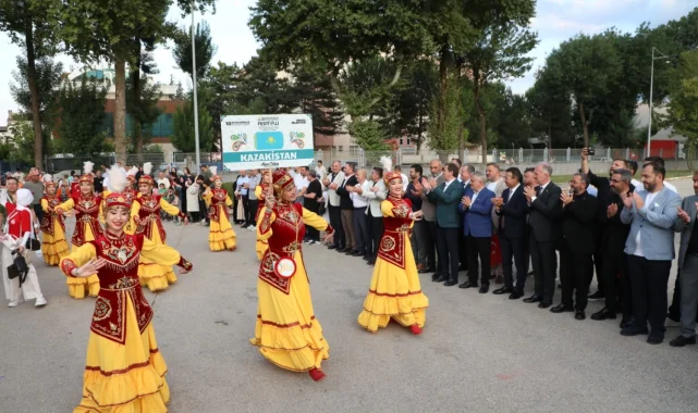 Bursa İnegöl'de Kültür Sanat Festivali çadır etkinlikleriyle sona erdi