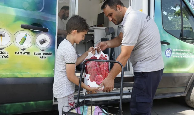 Bursa Yıldırım'da atıklar nakite dönüşüyor