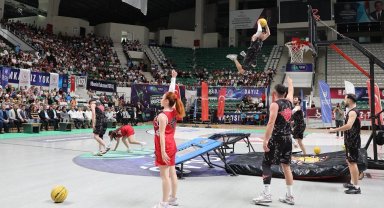 Bursa'da Yaz Spor Okulları coşkuyla başladı