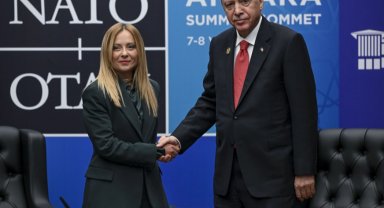 Cumhurbaşkanı Erdoğan, Meloni ile bir araya geldi