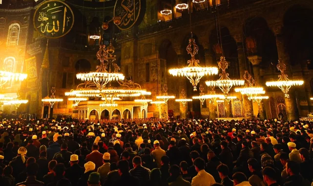 Cumhurbaşkanı Erdoğan'dan Ayasofya'nın yeniden ibadete açılışının 6. yılı mesajı