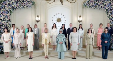 Emine Erdoğan'dan lider eşleriyle dijital güvenlik buluşması