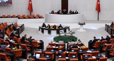 En düşük emekli aylığı düzenlemesi görüşülüyor... İlk 7 madde kabul edildi