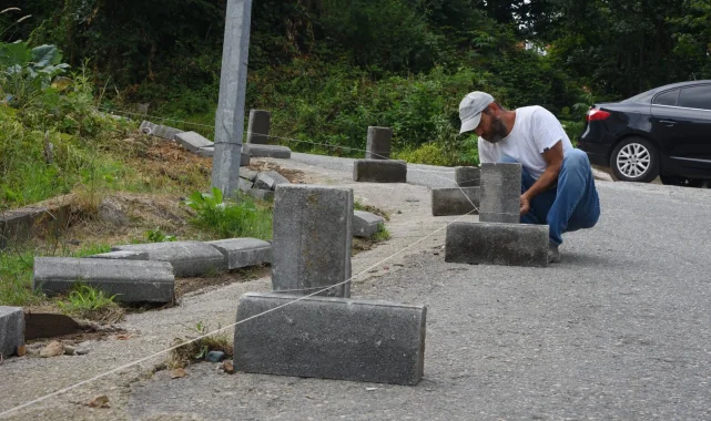 Giresun'da yol ve kaldırım çalışmaları sürüyor