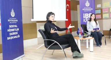 İBB'nin kadın yazar buluşmasına 7 bini aşkın katılım