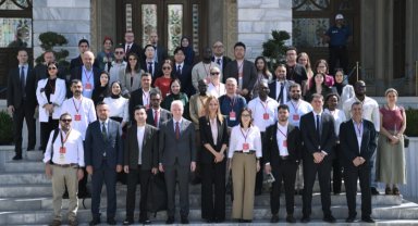 İstanbul'da 21 ülkeden gazeteciler bir araya geldi