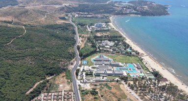İzmir'de Pamucak yolu baştan sona yenilendi