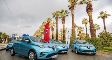 İzmir'in elektrikli araç filosuyla 25 milyon lira tasarruf