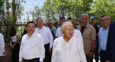 Kayseri Büyükşehir'den Melikbaşı Türbesi'ne restorasyon