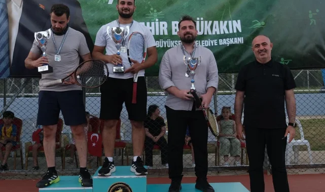 Kocaeli'de raketler korta indi
