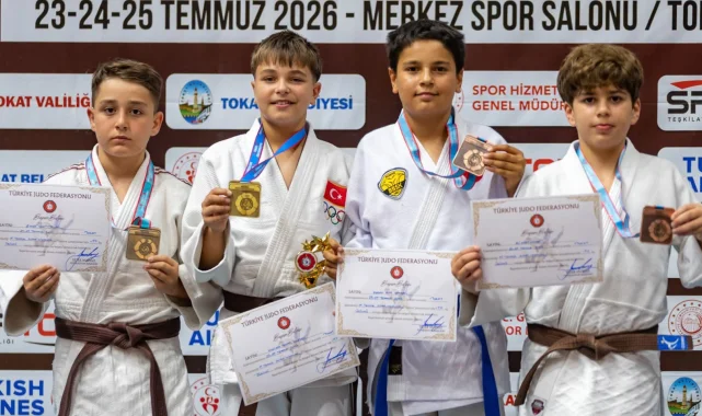 Kürsülerin değişmeyen adresi: Kağıtspor