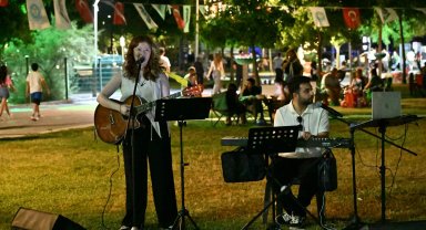 Manisalılar akustik yaz akşamlarında buluşuyor
