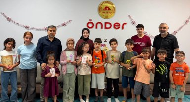 Mardin Önder'den Kur'an-ı Kerim'e geçen miniklere teşvik