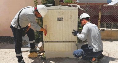 Mardin'de 2 bin elektrik panosuna zarar verildi