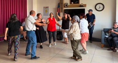 Mersin'de Dünya Emekliler Günü coşkusu