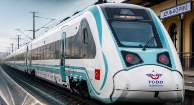 Milli elektrikli tren setleri Uzunköprü-Halkalı hattında ilk sefere 22'sinde çıkıyor