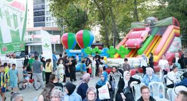 Osmangazi'de eğlence mahalle mahalle geziyor
