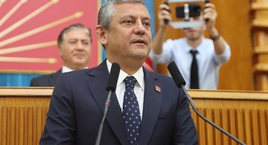 Özgür Özel: Yeni partimizi kuruyoruz, ana muhalefet yolumuza devam edeceğiz