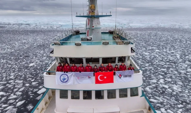 TÜBİTAK'ın 6. Arktik Bilim Seferi sürüyor... Kuzey Kutbu'nda iklim değişikliği araştırılıyor