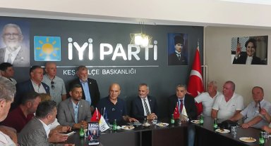 Turhan Çömez Keşan'da konuştu... Türkiye'nin en büyük sorunu tek adam rejimi
