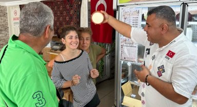 300 yıllık Silifke Yoğurdu marka yolunda... Ters çevrilmesine rağmen dökülmeyen yoğurt şaşırtıyor