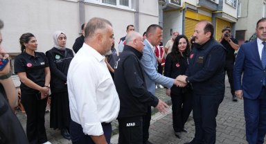 AFAD Başkanı Pehlivan'dan selde hayatını kaybedenlerin ailelerine taziye ziyareti