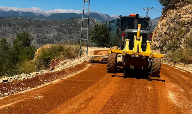Alanya'nın kırsal yollarında yoğun mesai