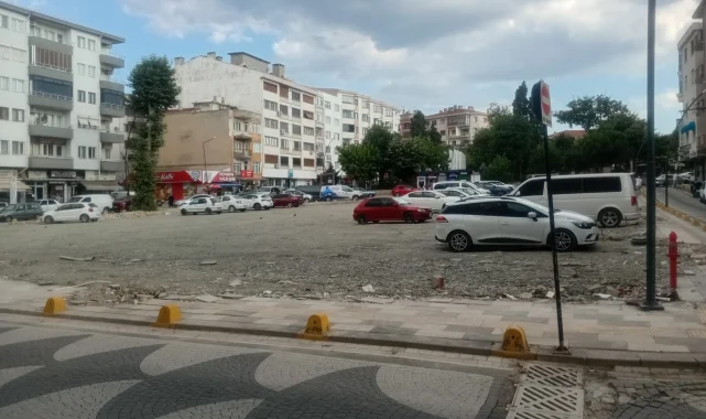 Ali Paşa Çarşısı'nın yeri otopark oldu, toz sorunu başladı! Gözler belediyede