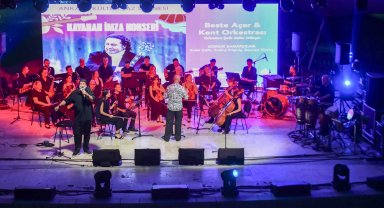 Ankara'da Kayahan şarkıları yankılandı