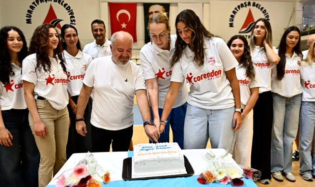 Antalya Muratpaşalı Sultanlar kenetlendi, gözler yeni sezonda