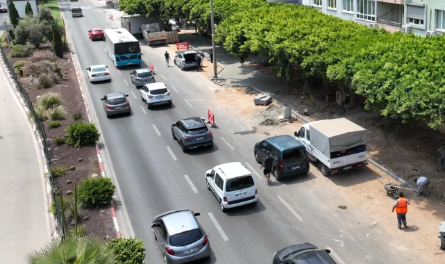 Antalya'da bulvarlar modern görünüme kavuşuyor