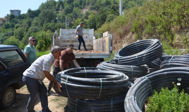 Antalya'da üreticiye sulama borusu desteği