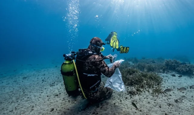 Aydın Kuşadası'nda deniz dibi temizliği