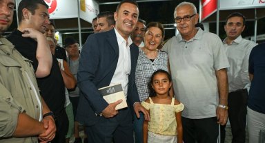 Balıkesir Edremit Kitap Fuarı'nda kültür ve sanat buluştu