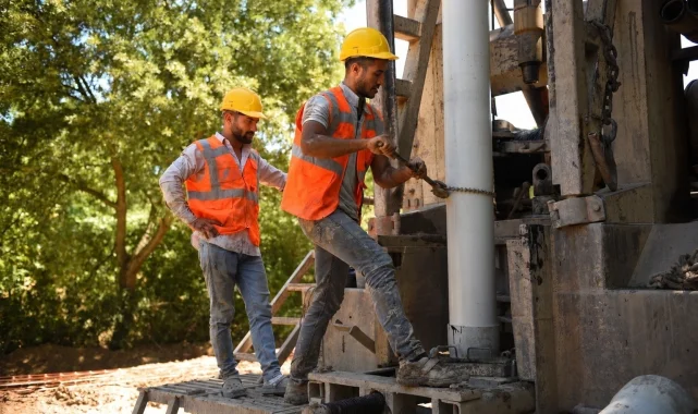 Balıkesir'de 20 ilçede 28 bin metrelik sondajla yeni su kaynakları