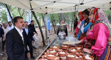 Başkan Vekili Biba: Bursa'nın sofrası Bursa'nın tarihidir