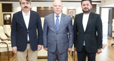 Başkan Yılmaz'dan Erzurum'a nezaket ziyaret