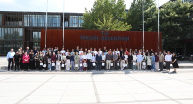 Bursa İnegöl'de YKS başarısı! Başkan Taban öğrencilerle bir arada