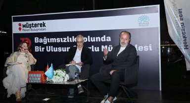 Bursa Nilüfer'de Müşterek Mekan'da bağımsızlık ve Cumhuriyet söyleşisi