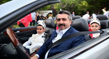 Bursa Yıldırım'da sünnet sevinci şölene dönüştü