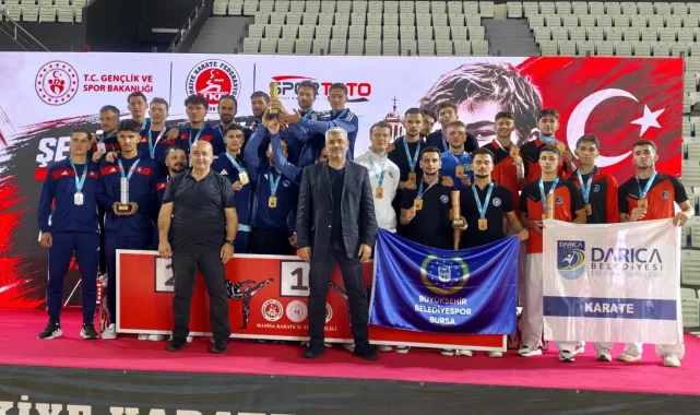 Bursalı sporcular madalyaları topluyor