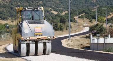 Bursa'nın 5 ilçesinde yollara Büyükşehir bakımı