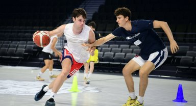 Çayırova'da, geleceğin basketbolcuları seçmelerde ter döktü