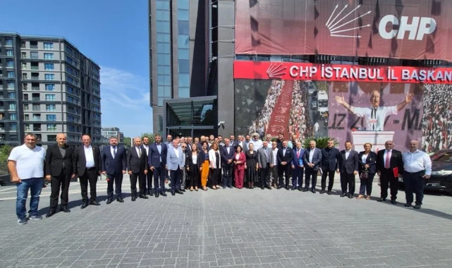 CHP İstanbul'da saha çalışmalarını hızlandırdı