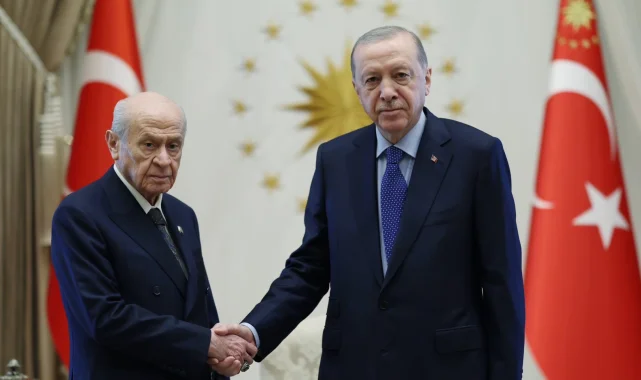 Cumhurbaşkanı Erdoğan, Bahçeli'yi Külliye'de kabul etti