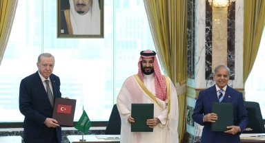 Cumhurbaşkanı Erdoğan'dan bölgesel güvenlik mesajı: Bölgenin meselelerini bölgenin kendi aktörleri çözmeli